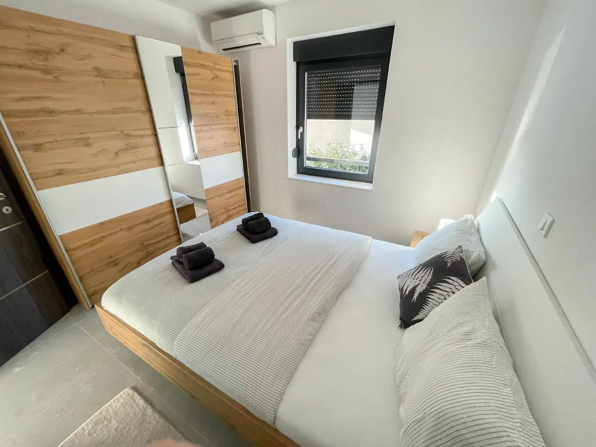 Apartment Anchora - Near Family-Friendly Beach Pjescana Uvala Chorvatsko